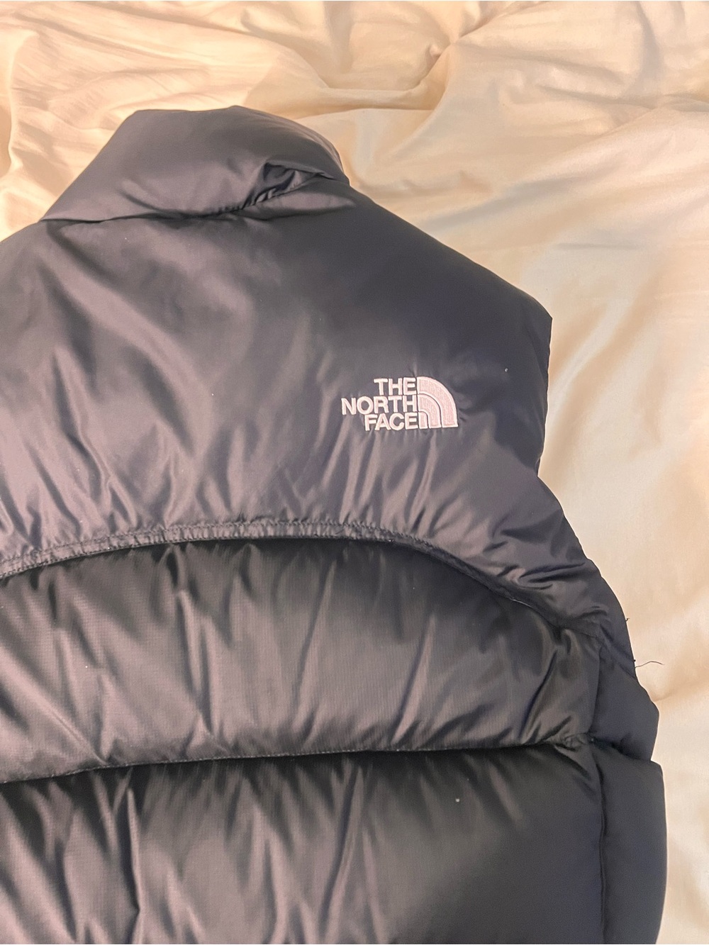 The North Face Black 700 Down Puffer Vest - Picture 5 of 7